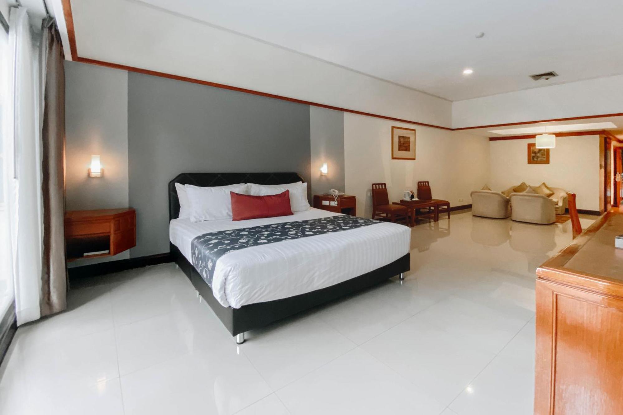 Loei Palace Hotel Exteriör bild