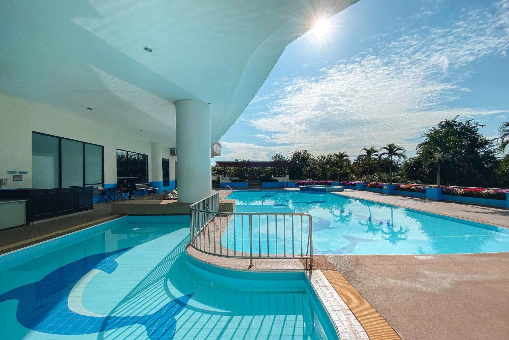 Loei Palace Hotel Exteriör bild