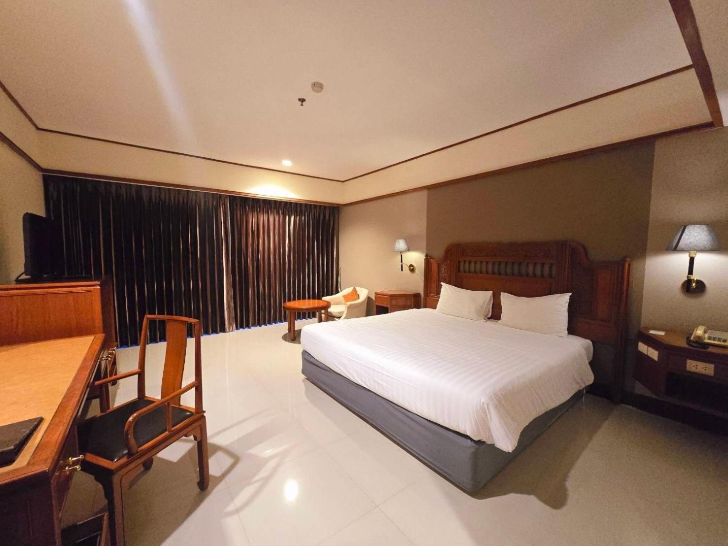 Loei Palace Hotel Exteriör bild