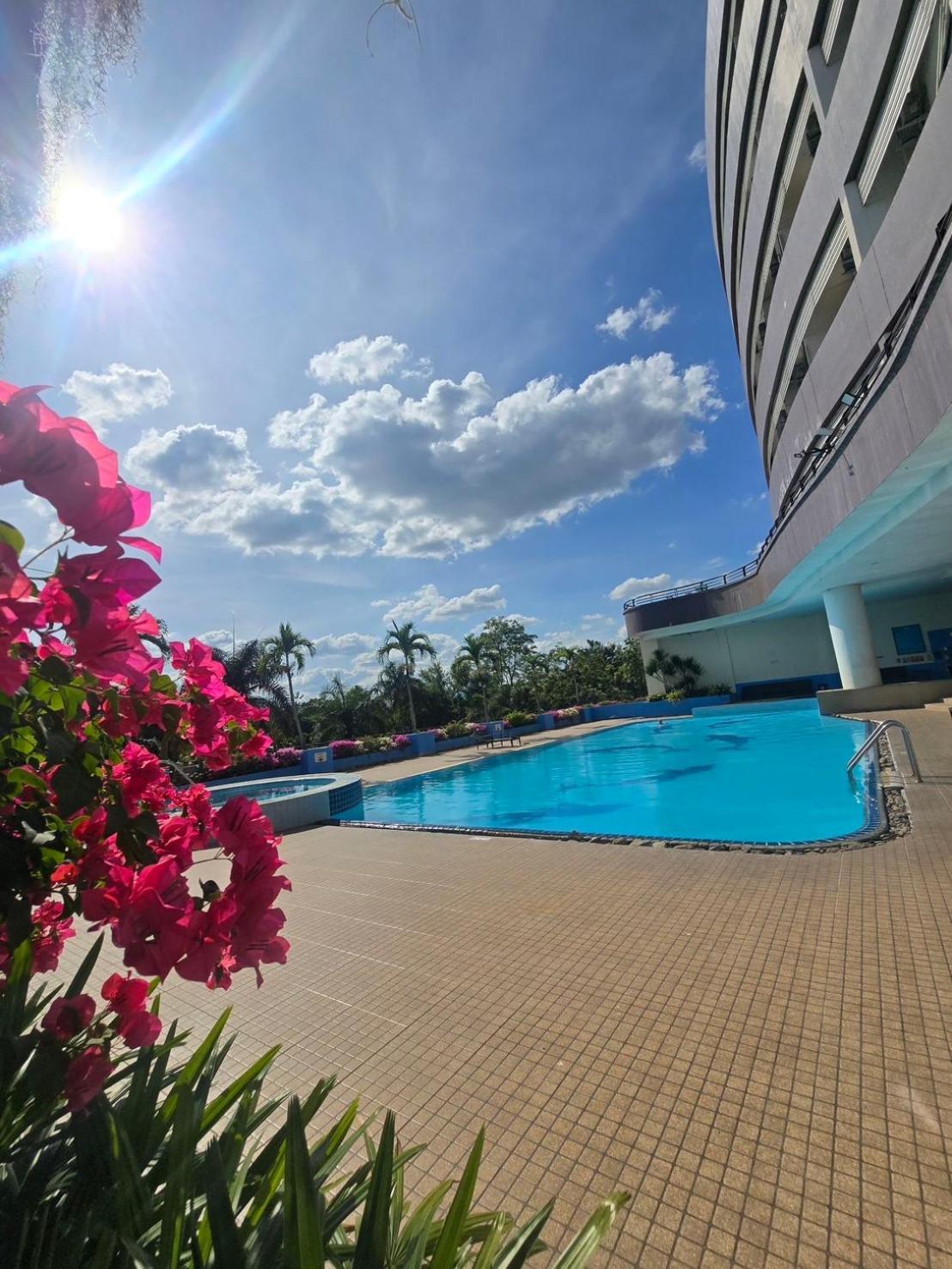 Loei Palace Hotel Exteriör bild